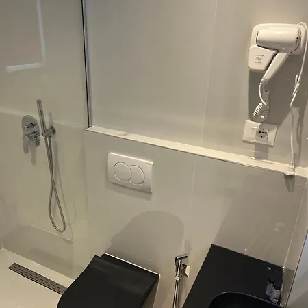Agimi Boutique Hotell *